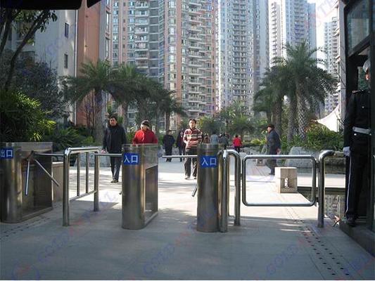 Modern Automatic Barrier Gate with 550mm-600mm Passage Width 30-40 Persons/Min Pass Speed and IP54 Protection